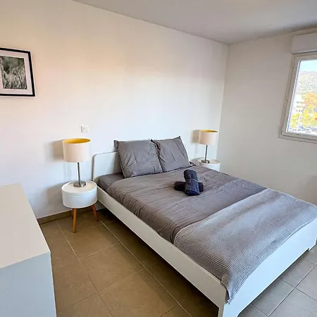 Lägenhet Avec Piscine Et Parking - 4 Pers. - Fr-1-900-13 *